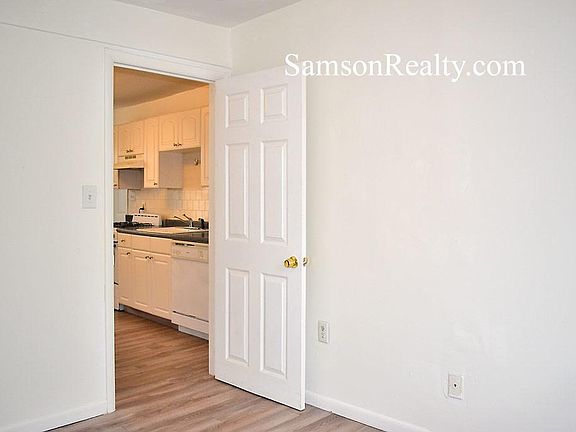 3rd image of 106 Ives St #1