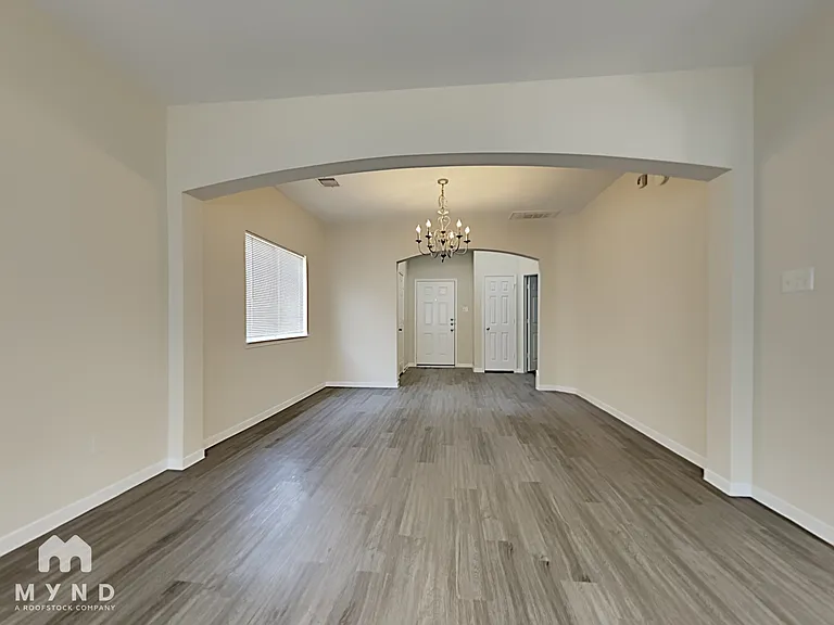 21818 Grassy Hill Ln — Photo 6