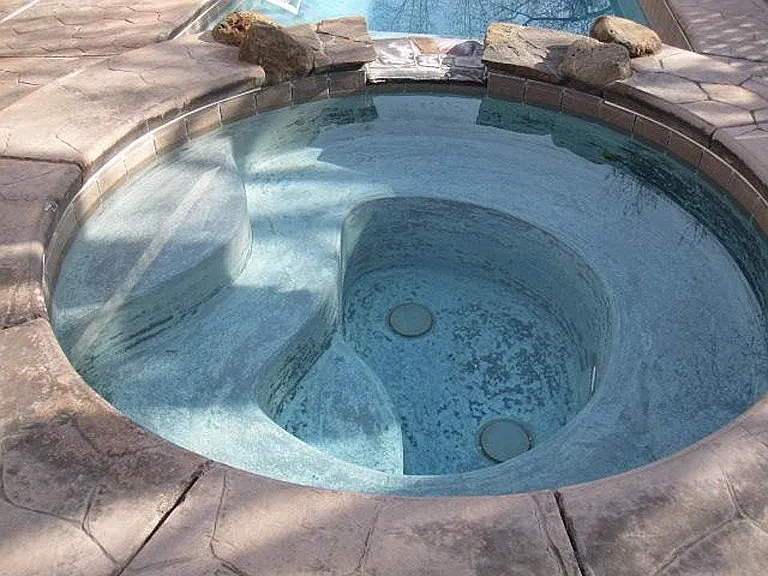 Jacuzzi