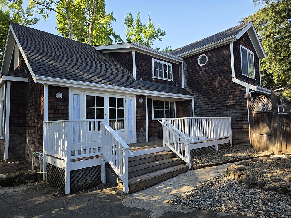 1st image of 1734 Saint Andrews Ct