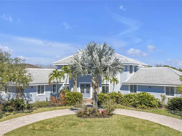 14365 Eagle Pointe Dr, Clearwater, FL 33762