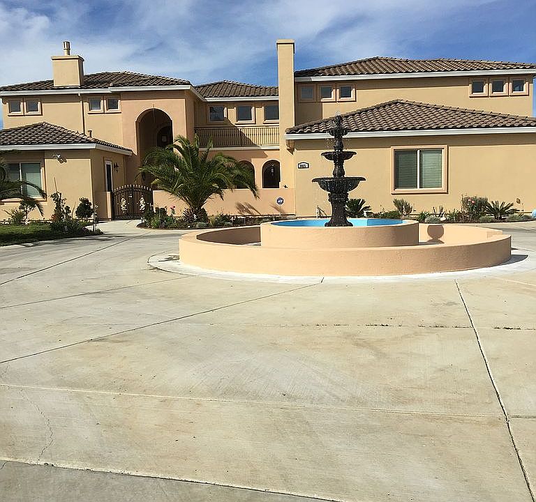 2nd image of 9055 Quail Cove Dr