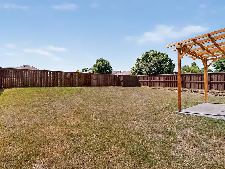 13291 Guerin Dr — Photo 50