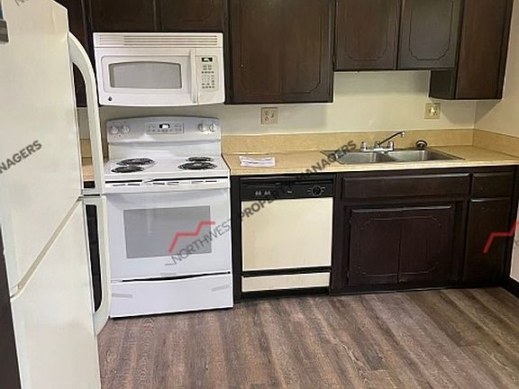 5th image of 101 N B St #1