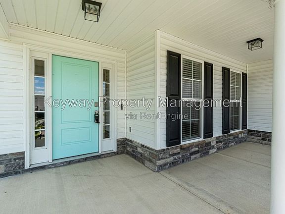 2nd image of 221 Ducal St