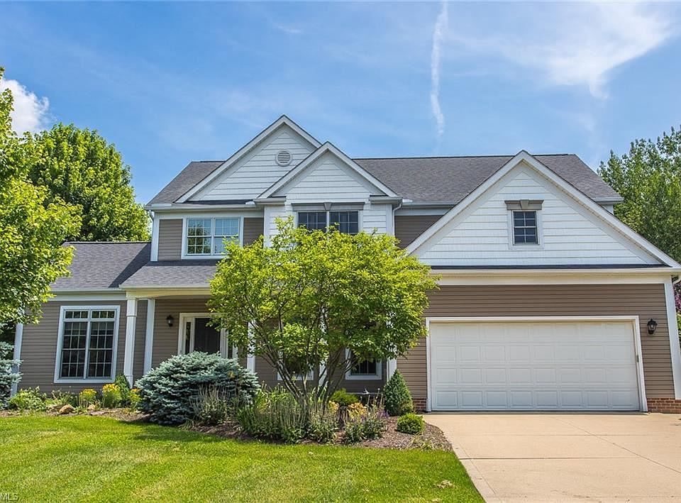 1st image of 4216 Oakmont Dr