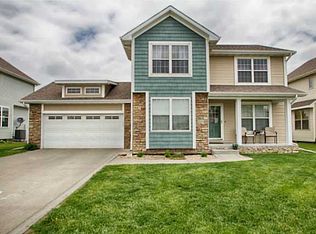 2035 SE Leeann Dr, Waukee, IA 50263
