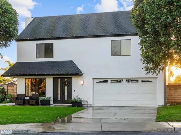 3865 Hibiscus Cir, Carlsbad, CA 92008