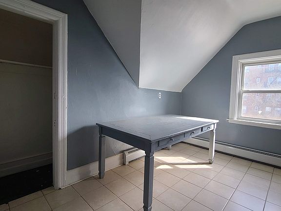4th image of 2511 Kennedy Blvd #3