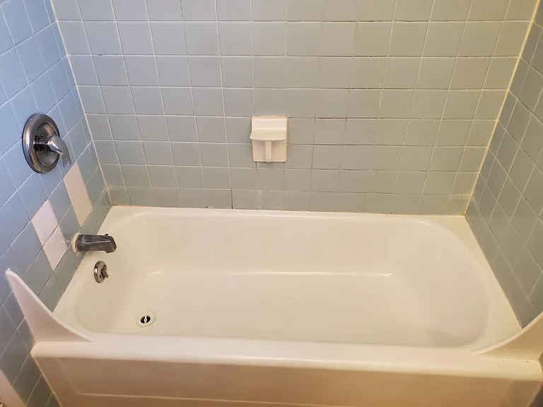 398 S Napoleon Ave — Photo 10