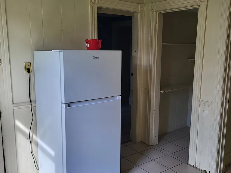 1521 Van Vranken Ave #1 — Photo 6