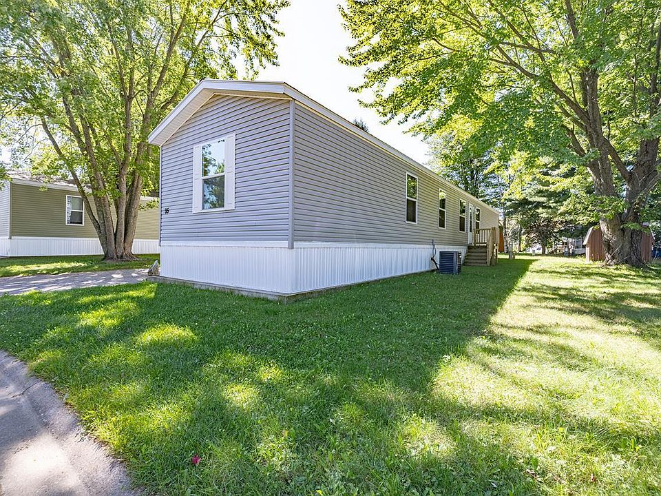 1st image of 6300 BIRCH STREET #95