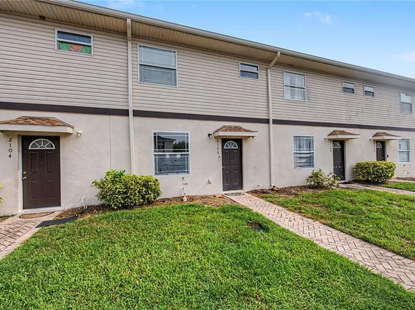 2106 PINE CHACE COURT, TAMPA, FL 33613