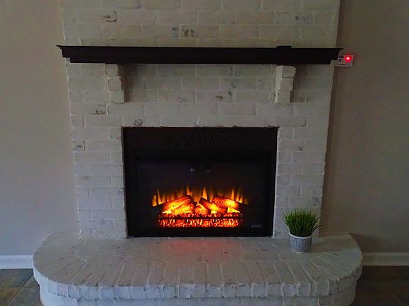 5th image of 13420 Davida Dr