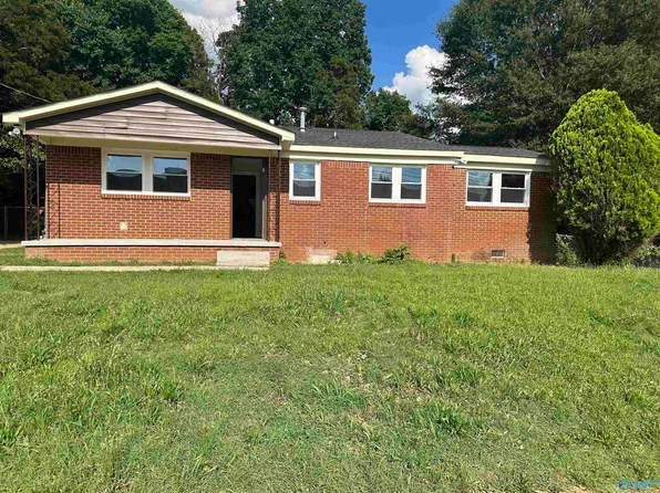 624 Austin Dr NW, Huntsville, AL 35805