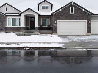 1184 S Kentucky Derby Way, Kaysville, UT 84037