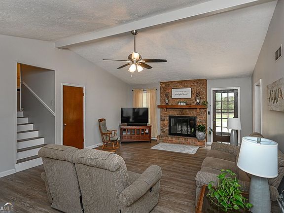 5th image of 4701 E Glen Ridge Cir