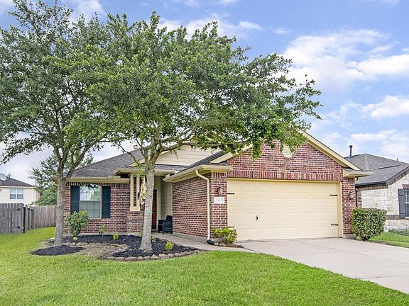 2nd image of 3303 Southern Green Dr