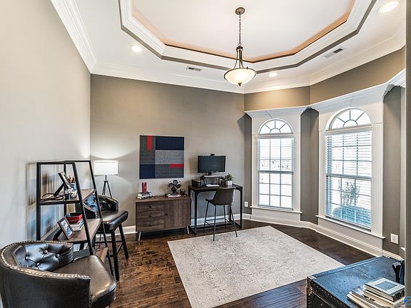 4th image of 2014 Meadow Creek Cir SE