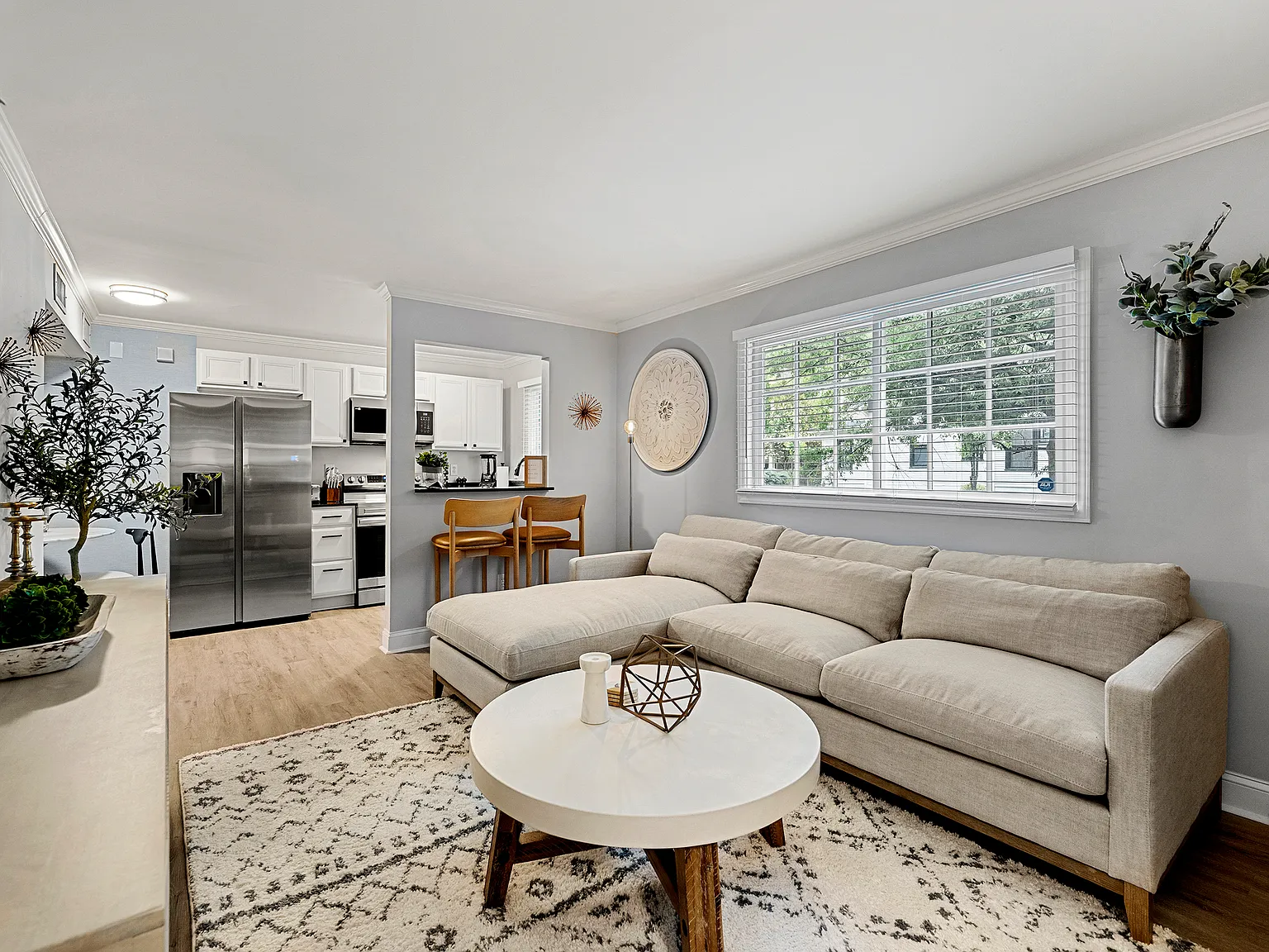 1 bed, $3,750 — Photo 1