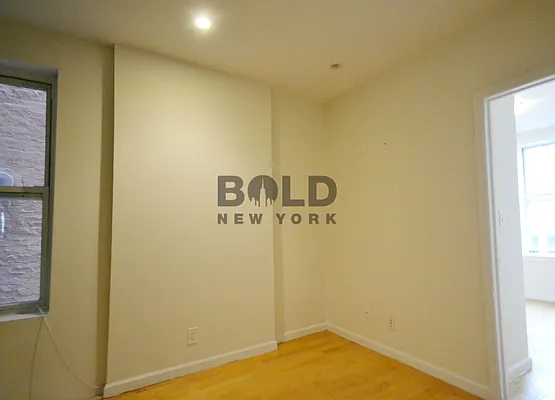 Rented by Bold New York | media 38
