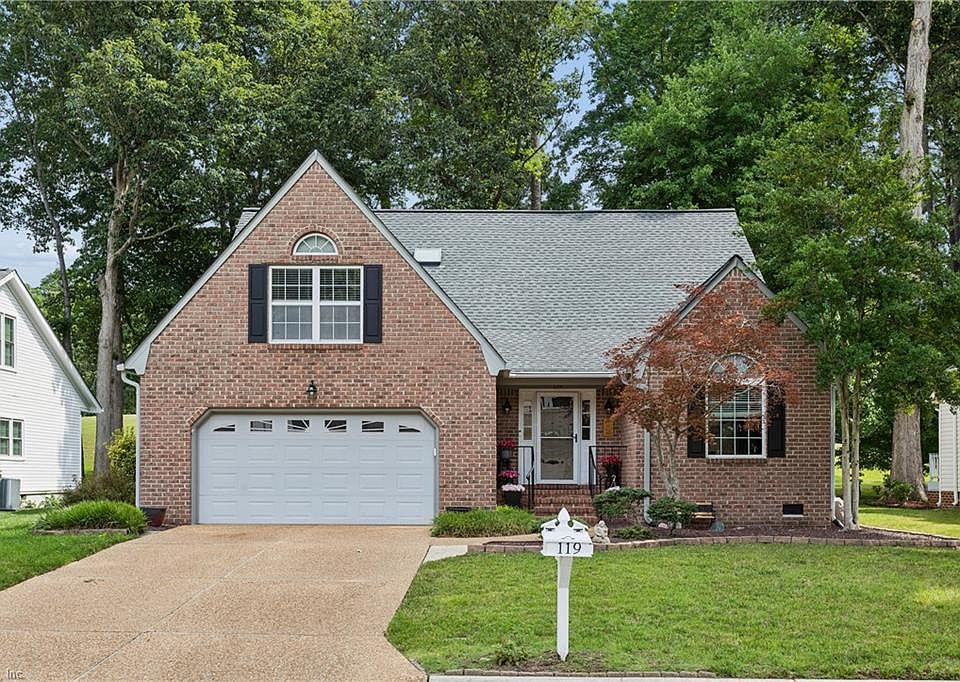 1st image of 119 E Wedgwood Dr