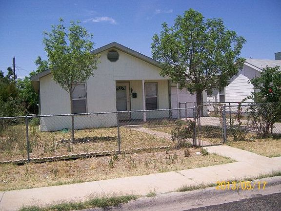 2nd image of 905 E 21st St