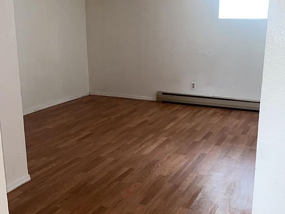 2nd image of 303 E Spruce St APT 4