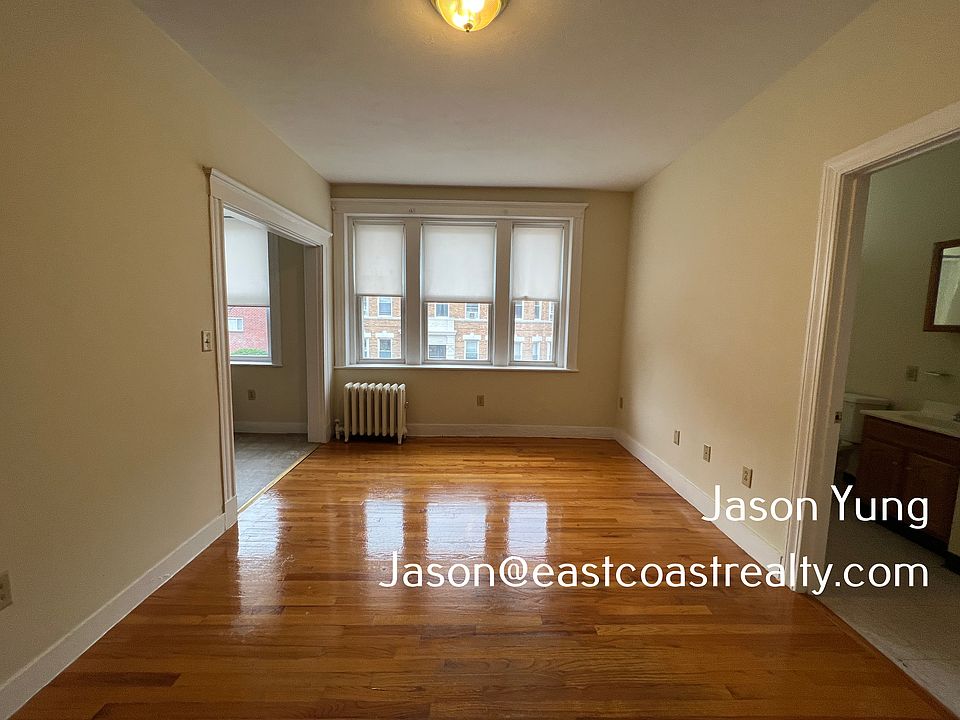 1st image of 237 Kelton St #11