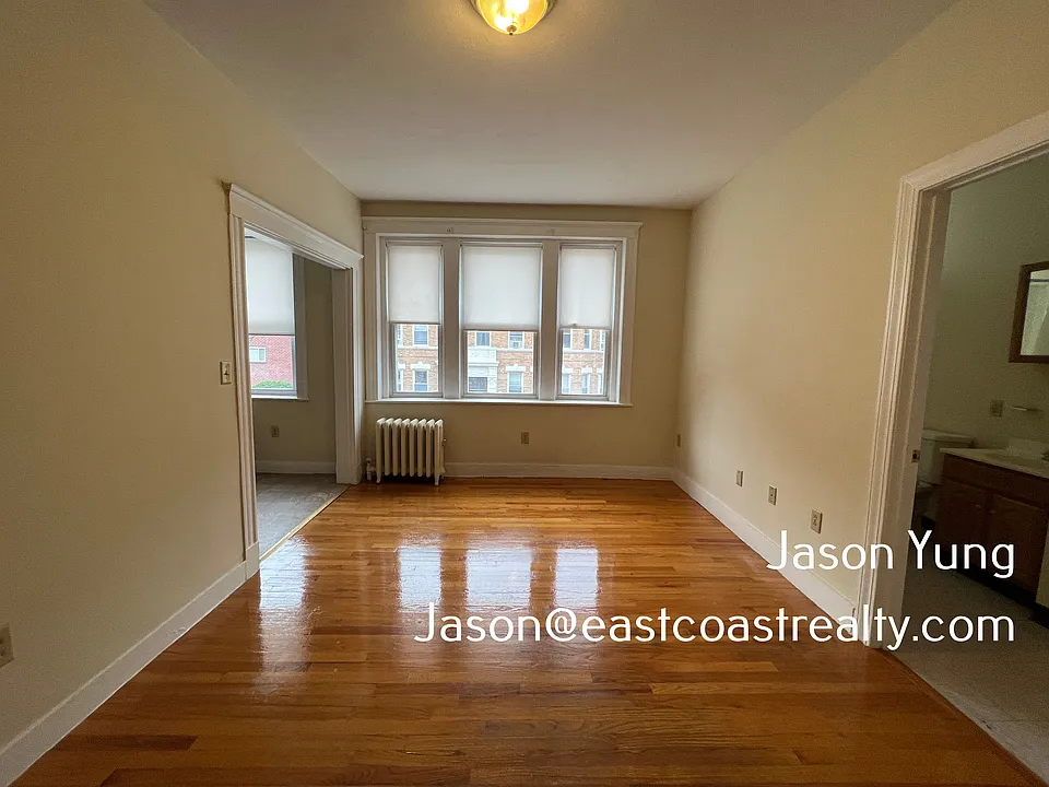 237 Kelton St #11