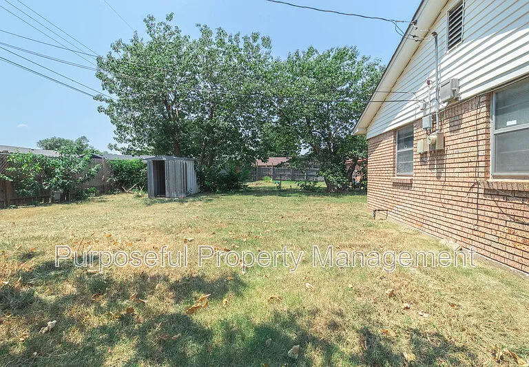 1324 SW 61st Ter — Photo 25