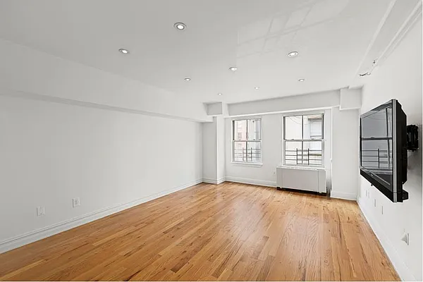 Rented by Douglas Elliman | media 8