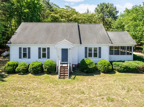 4500 Indian Hawk Way, Zebulon, NC 27597