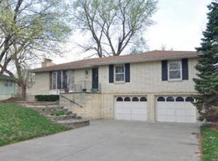 2408 NW 86th St, Kansas City, MO 64154