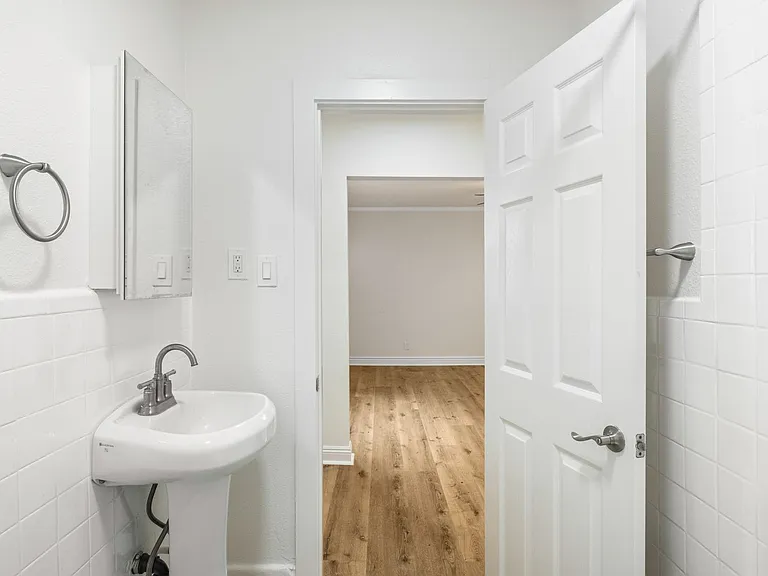 1234 N. Berendo — Photo 16