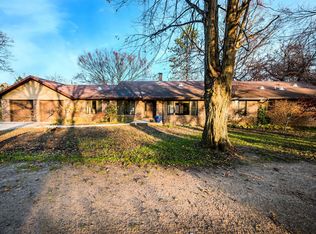 13647 N Indian Springs Rd, Buchanan, MI 49107