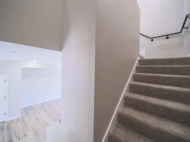 1210 Devils Glen Rd — Photo 31