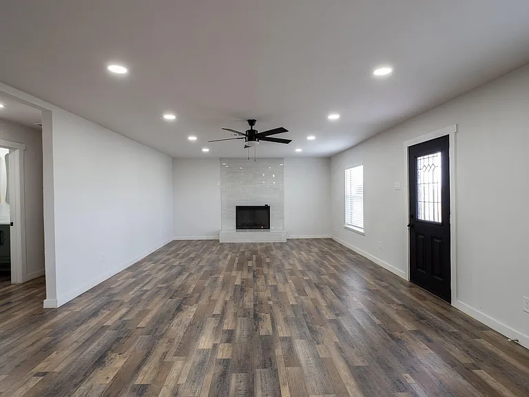 375 Brown Rd — Photo 9
