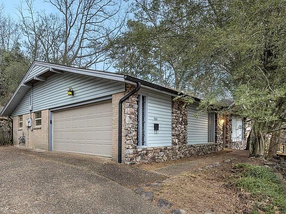 3rd image of 9924 Echo Valley Ct