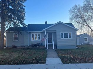 1615 W 36th St, Davenport, IA