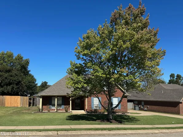 400 Timber Way S, Hernando, MS 38632