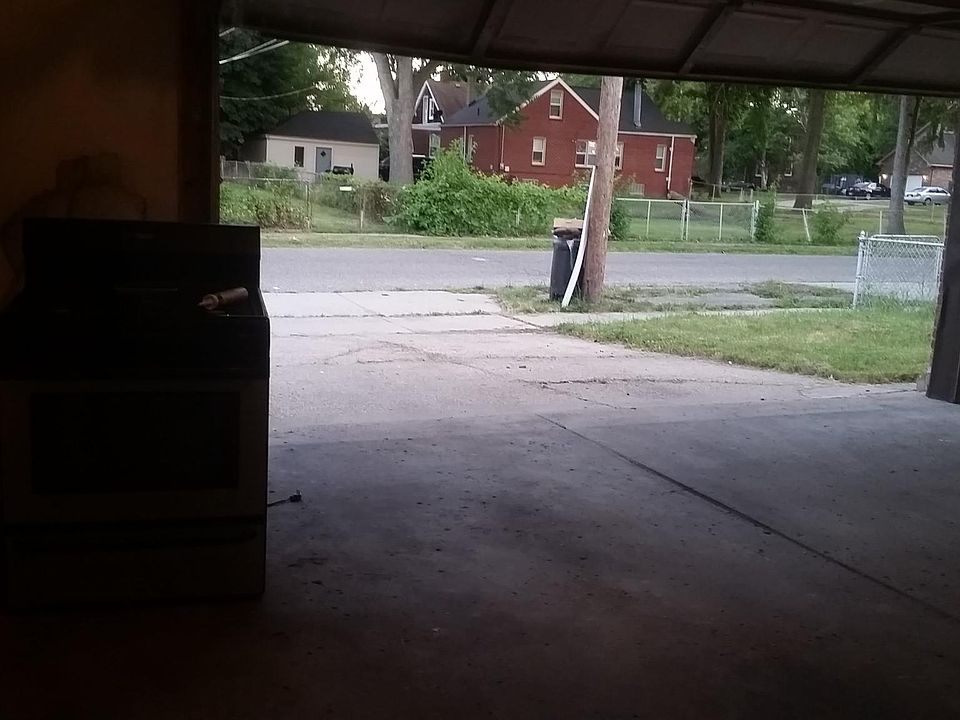 1st image of 21003 Blackmar Ave #House