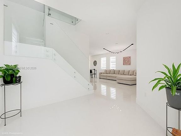 2nd image of 11711 SW 254th St