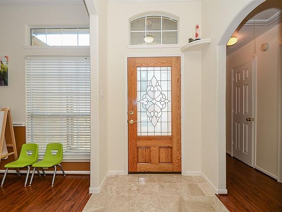 5th image of 14130 Millglen Ct
