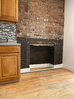 4th image of 76 E 1st St #1DF