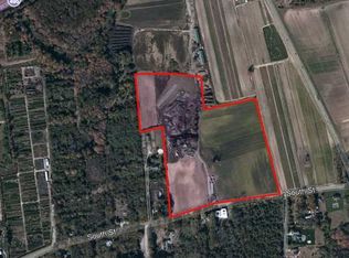 191 South St, Manorville, NY 11949