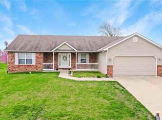 793 Cedar Mill Dr, Shiloh, IL 62221