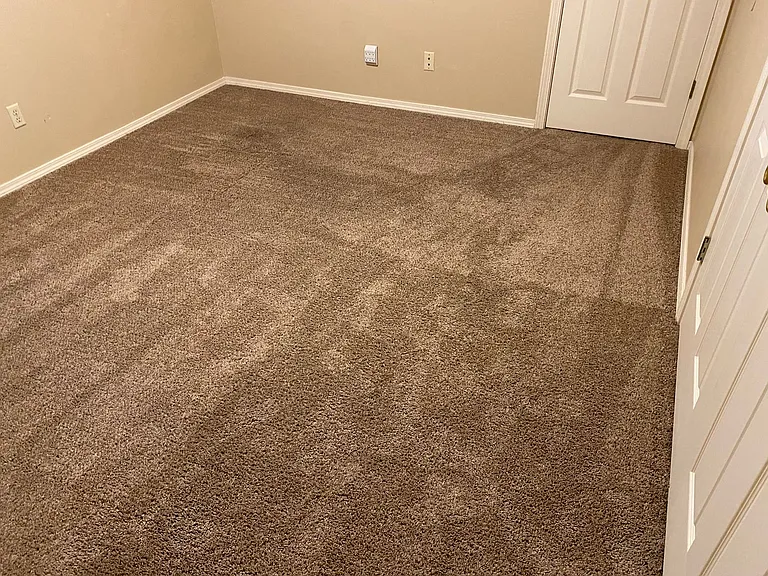 3323 N Detroit Ave — Photo 58