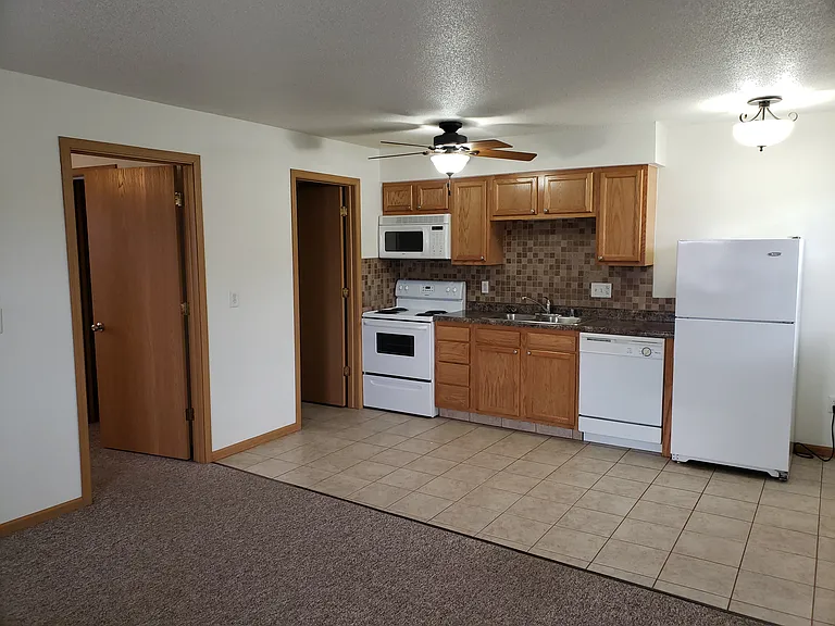 606 N Main St #1 — Photo 5