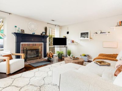 1138 Riverbend Club Dr SE, Atlanta, GA, 30339